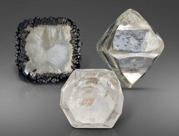 cvd-hpt-and-natural-diamond-crystal 